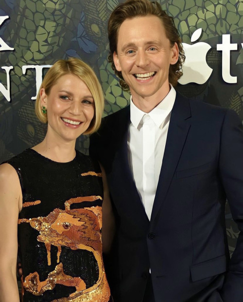 NEW: Tom With The Cast Of The Essex Serpent And Todays Premiere And Screening. . 24.04.2022
