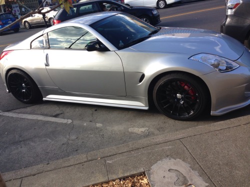 mgwili:  Saw this baby on my way home. 350z😍😍  This is my dream car