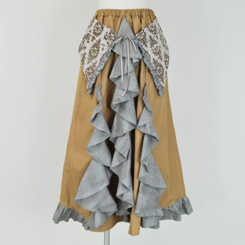 steampunk-and-junk:  Steampunk Skirts @ Kincs Web Shop  