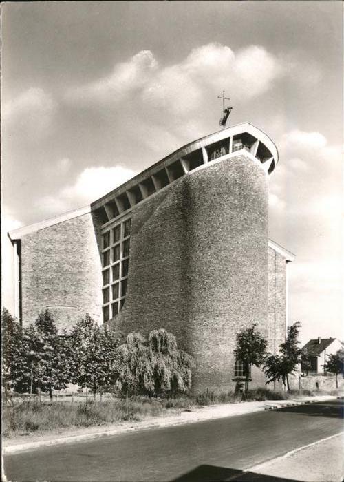 germanpostwarmodern:  Church “Zu den Heiligen Engeln” (1952-58) in Wesel, Germany,