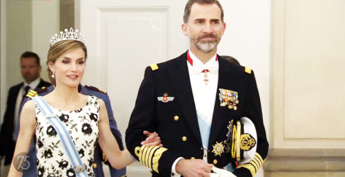 royalwatcher:King Felipe VI and Queen Letizia of Spain attend the gala dinner held on the occasion o