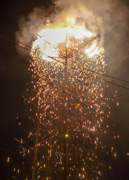    Son como dulces para los ojos. Quema de castillo en Guadalajara.Noviembre 2019Foto