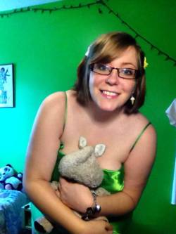 savingthrowvssexy:  lilredbabygirl sent me a sweet set of playful submissions. So cute!   