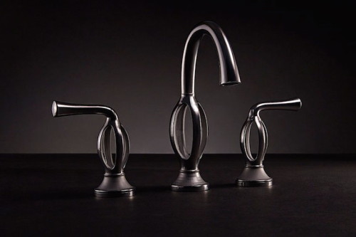 asylum-art-2:  arAmerican Standard  splashes out DXV line of  3D Printed metal faucets via: designboom north american plumbing and building product manufacturer american standard, revealed a ‘DXV‘  line of metal 3D printed faucets that revamp the