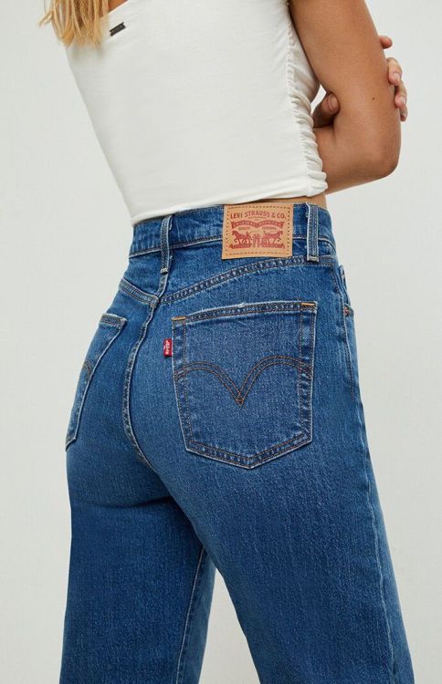 Just Pinned to Jeans - Mostly Levis: Levi’s Ribcage Straight Leg Jeans https://www.pinterest.c