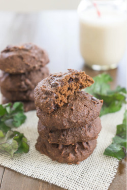 veganfoody:  Chocolate Kale Cookies