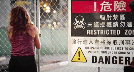 lexa-is-eternal:Anya hacking a firewall.