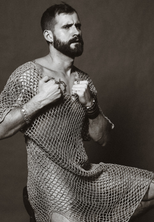 mermanonfire: A KALTBLUT exclusive. Photographer Amer Mohamad, a fashion photographer based in Moscow,  captured and styled model Alexey Tsvelodubov for us. All fashion by Pushba Studio.