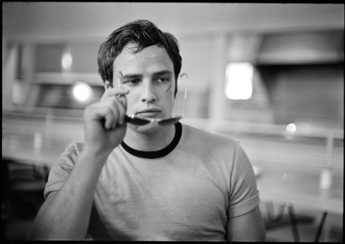 Marlon Brando (Holding Sunglasses), 1954 - Ph. Phil Stern