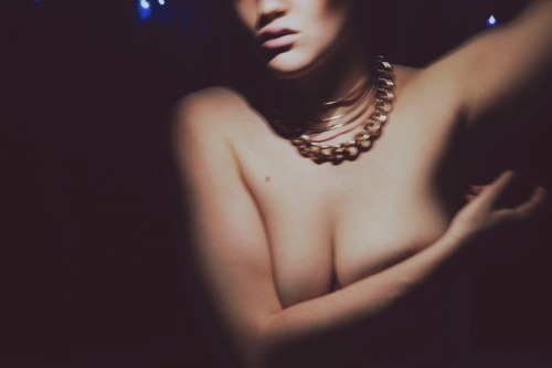 katevictoriax: I deserve luxury.