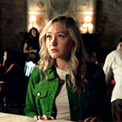 sansastoneheart:Olivia Scriven as Dagny on Lost Girl
