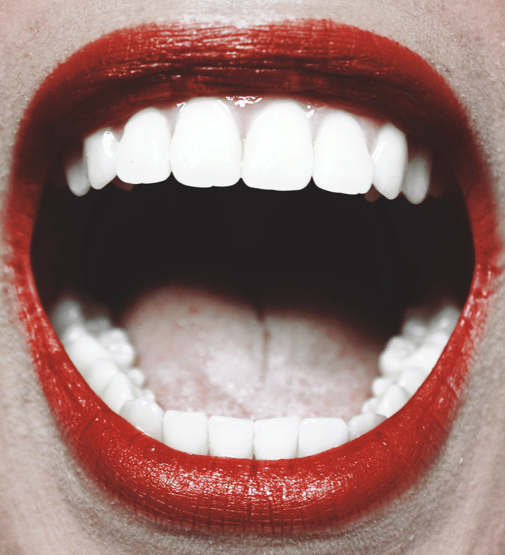 love-lips-glitter:  Perfect Mouth by Cathhhhz  