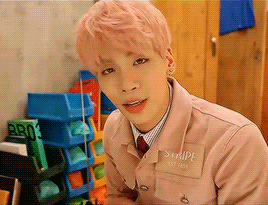 shoyeonji:  pretty in pink ♡ 