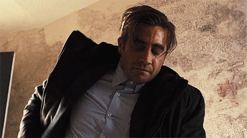 jakegyllhenaal:Detective Loki’s hair appreciation ✓✓✓