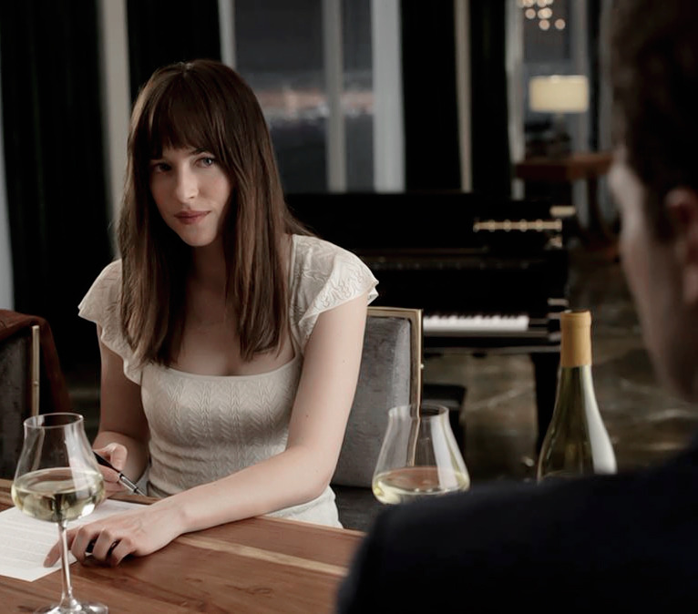 dornansteele: New stills of Dakota and Jamie in Christiian’s apartament 