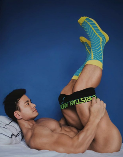 andrewchristian:  QUIZ: CAN WE GUESS YOUR