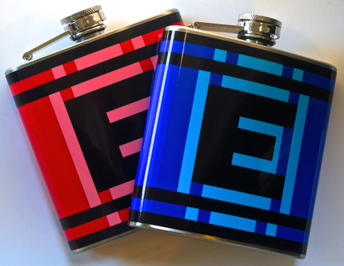 thedrunkenmoogle:  Blue and Red E-Flasksby The Drunken Moogle  Re-energize yourself with an E-Flask. Fill it up with whatever will keep you going through the night and break it out when you’re feeling low.  Blue E-Flask - ภ.99Red E-Flask - ภ.99