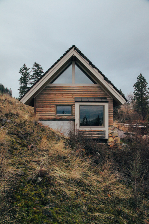 withstxnd:Scenes From MontanaLocation: Flathead Lake / Glacier Nat’l Park, MTDate: December 19