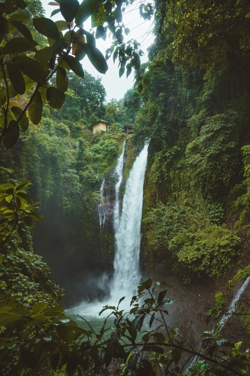 expressions-of-nature:
Aling-Aling Waterfall, Indonesia by Oliver Sjöström 