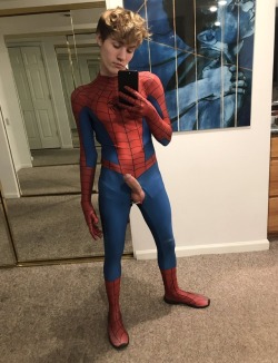 veryhornyguy01:  i-cant-stop-looking:  #spiderman  I would like to suck your spider cock