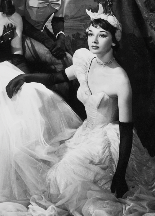 margotfonteyns:Audrey Hepburn in Sauce Tartare at the Cambridge Theatre, 1949