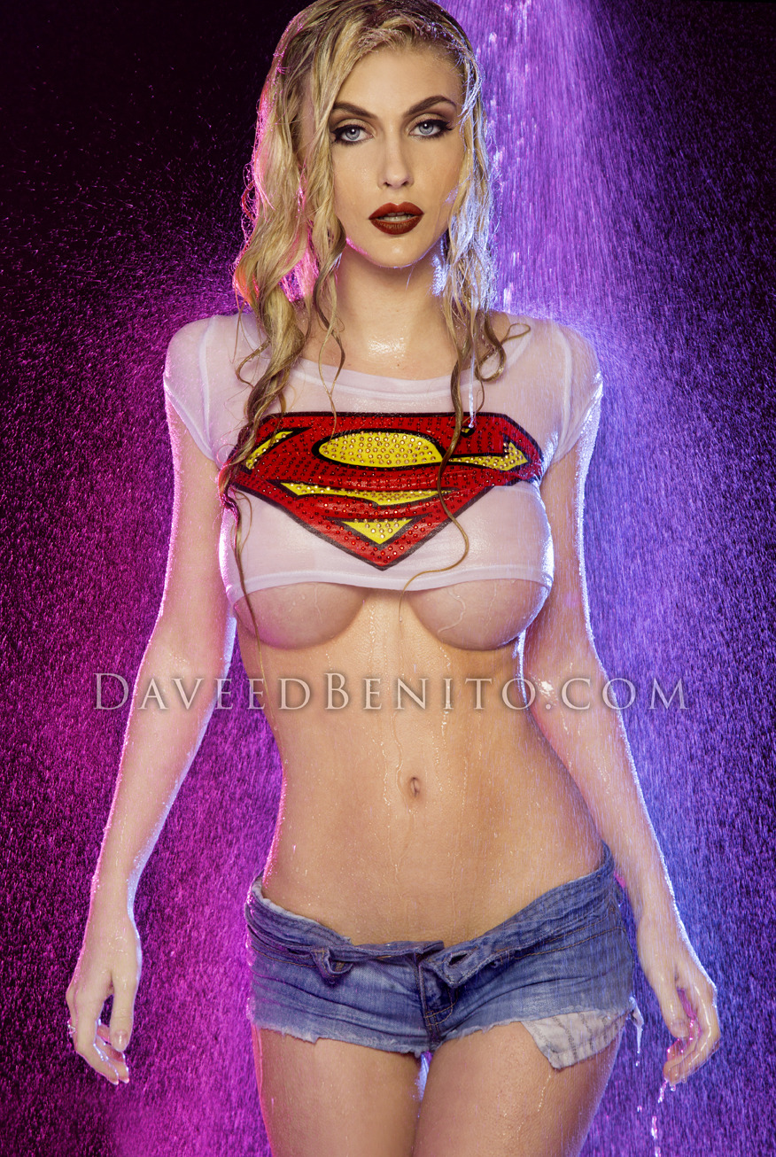purrbunny:  daveedbenito:  New from my shoot with purrbunny I genuinely humble down