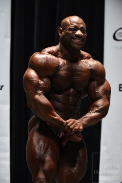 Dexter Jackson- 3 weeks out from Olympia