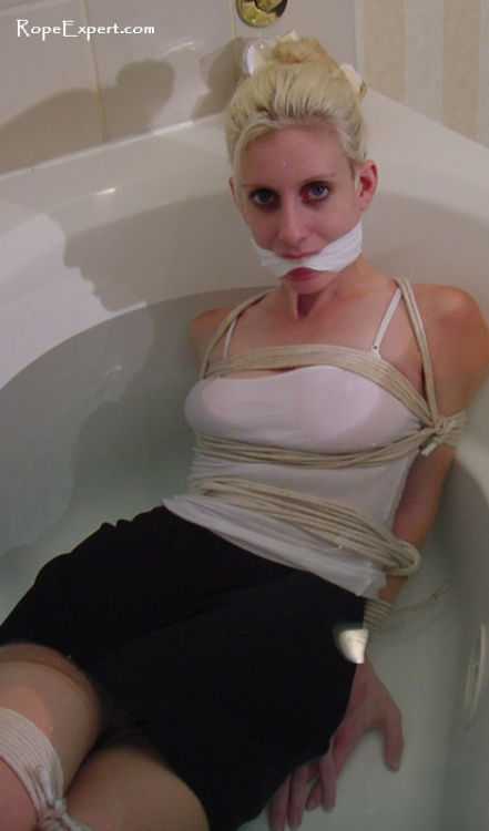 bondagehedgehog:  Ashley adult photos