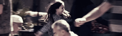 impracticallymonday:You’ve got to let the girl go