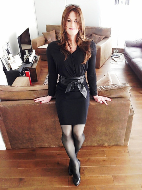 sissydebbiejo:Boys make cute girls