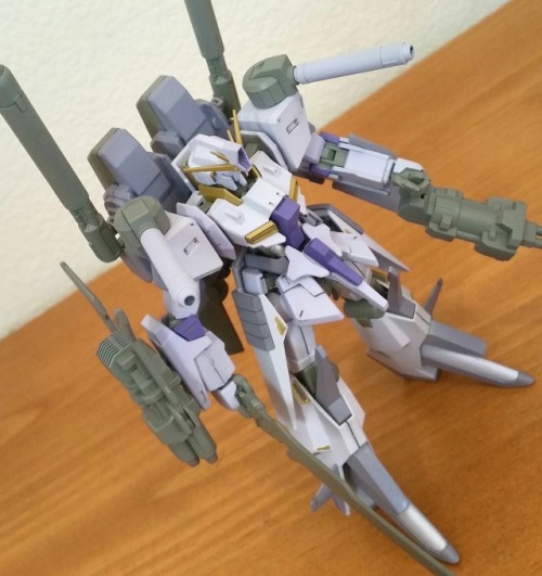 yonathins-shelf:  HGUC 1/144   Z³  (called: Zeta Gundam Cubed)  This is a kitbash of 3 different Zeta-type gunpla - Lightning Zeta Gundam, ZII, and ZZ Gundam. After I put everything together I took like a 5 month hiatus and shelved it. Two weeks ago,