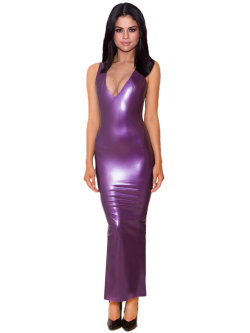 celebsinlatex:  Selena in latex