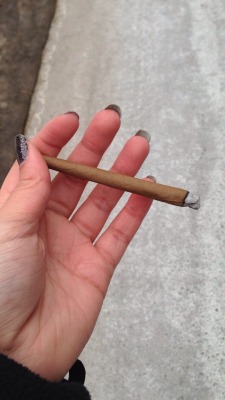 666-grams:  Oh I roll the meanest blunts 