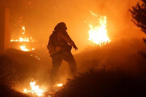  Southern California residents face growing uncertainty as several fast-moving wildfires continue to