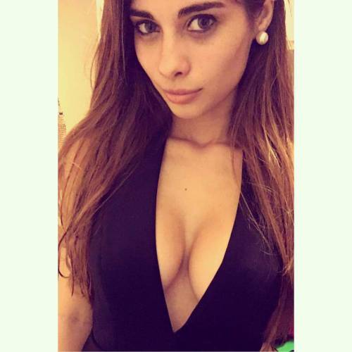 therichrichierich: Motorboating heaven! Pt.2
