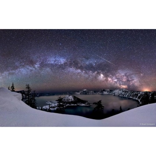 Meteor Over Crater Lake   Image Credit & Copyright: Brad Goldpaint (Goldpaint Photography)  Explanation: Did you see it? One of the more common questions during a meteor shower occurs because the time it takes for a meteor to flash is typically less