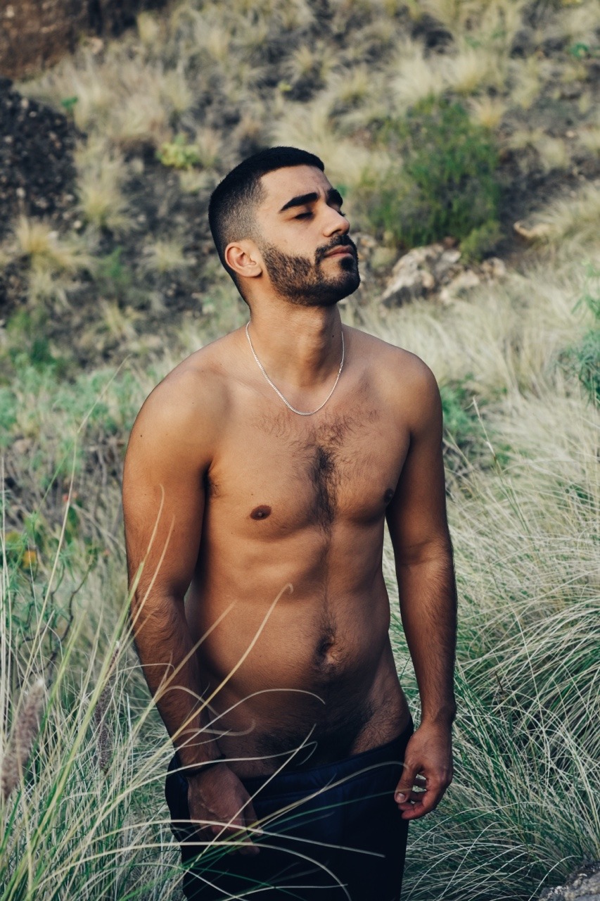 ultrawolvesunderthefullmoon:  Dez Caras de Meados de Semana Ponderações