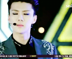 ztaohs:  no matter how pretty you are, sehun is always prettier than you 