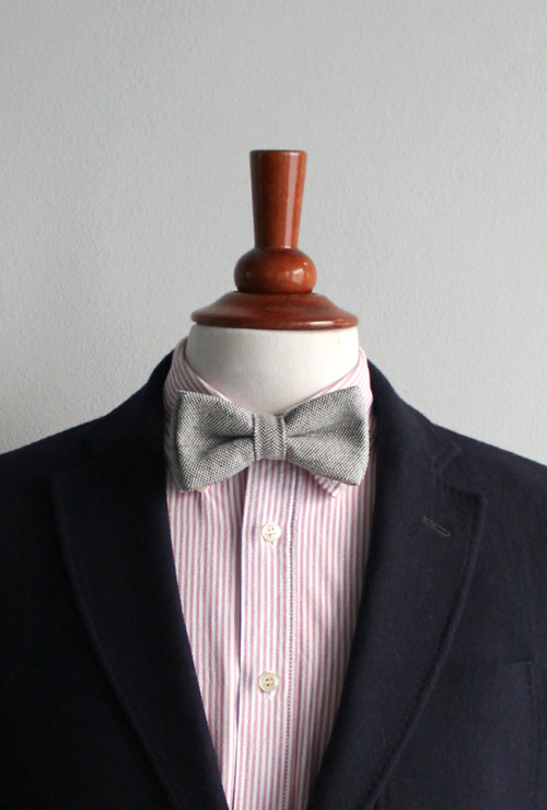 Add-On Handmade Bowties
The latest delivery of accessories from Add-on is now live at the store. Entirely handmade, these pre-tied bowties come in different models and fabrics, from more formal to casual and feature an adjustable strap with hook...