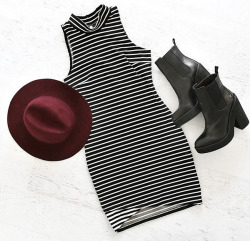 luxury-andfashion:  Stripe Dress / Fedora Hat / Black Boots 