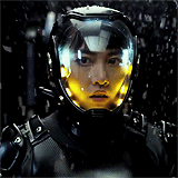 suluism:Mako Mori piloting Gipsy Danger