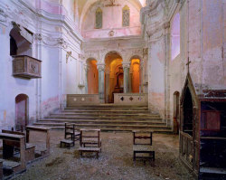 destroyed-and-abandoned: Abandoned Catholic Church. Italy. . 