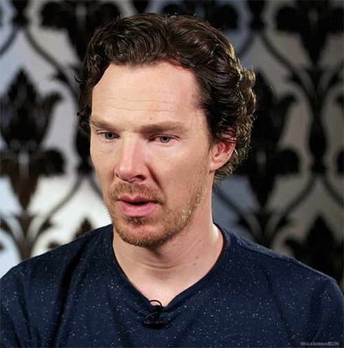 whenisayrunrun:Benedict Cumberbatch - Sherlock: Behind the scenes This man&rsquo;s face brings m