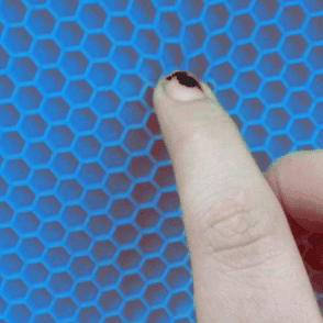 bee-stim: blue carpenter bee stimboard for @good-pups-core without water slime or food sources: