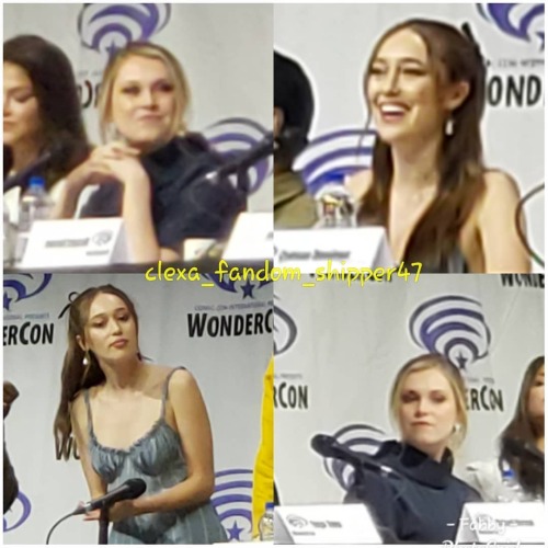 A year ago today at @wondercon we had both the #the100 and @feartwd panels back to back. Essentially