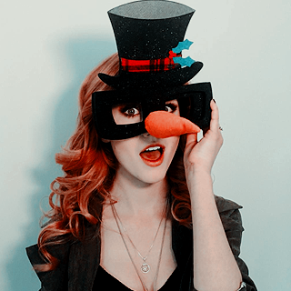 klhicons: **christmas **kat mcnamara icons like if you save [lily collins christmas icons]bonus: