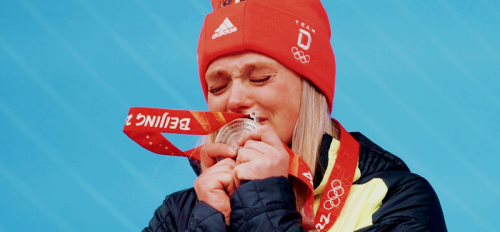 olympicsdaily: Natalie Geisenberger and Anna Berreiter of Team Germany celebrate winning gold and si