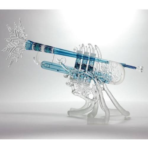 smotpoke:Etai Rahmil x Phil Siegel“Winter Trumpet”High End Glass Blog 