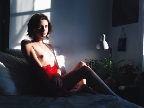 photosbyobregon:iphone preview (w/ lisa) / 2014