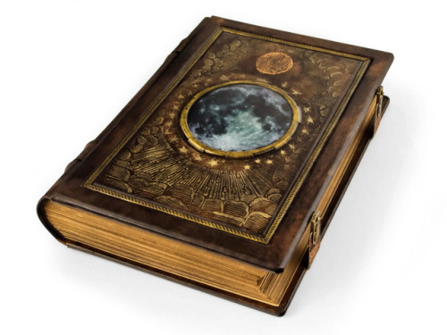 wordsnquotes: culturenlifestyle: The Medieval Art Of Bookmaking Reclaims Its Place In Modern Craft a